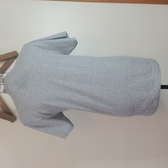 Authentic Disney Parks Mickey Mouse Tee Shirt NWT - Picture 7 of 7